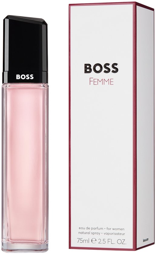 Hugo Boss Femme eau de parfum met een roze vloeistof in een glazen fles met zwarte dop, naast een witte en bordeauxrode verpakking.