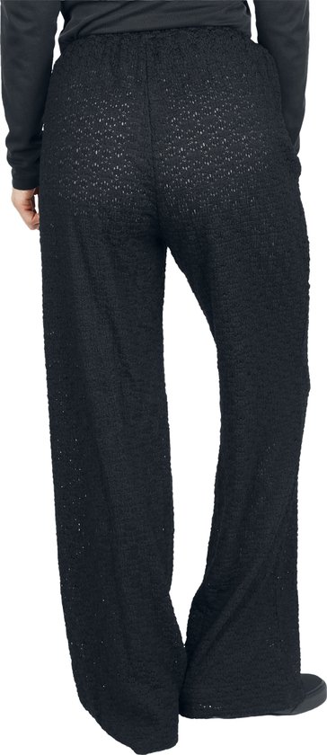Zwarte wijde broek met kanten details.