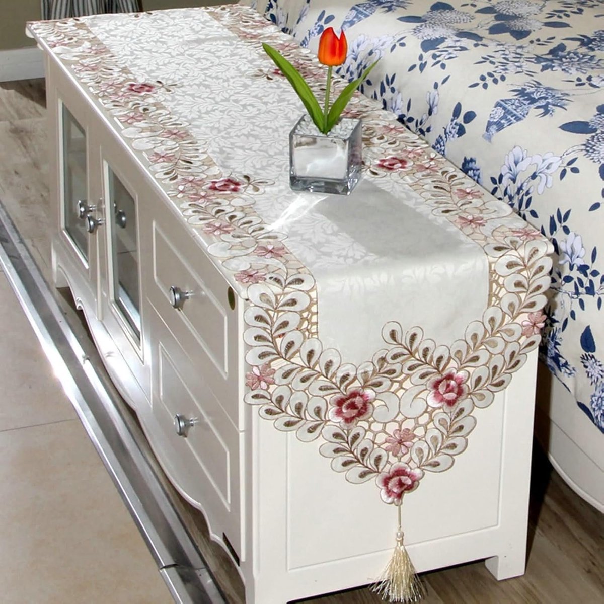 Tafelloper - Tafeldecoratie - Eettafel Aankleden - Geborduurd Hol Patroon - 40x176CM - Roze