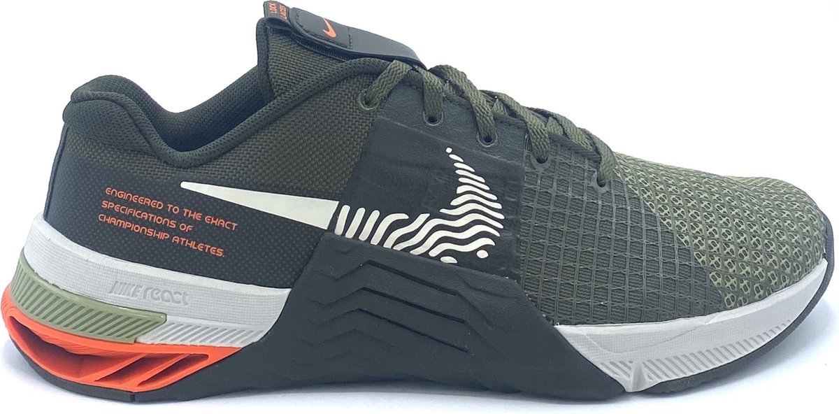 Nike Metcon 8 – Cargo Light Bone Fitness Sportschoenen Unisex Groen