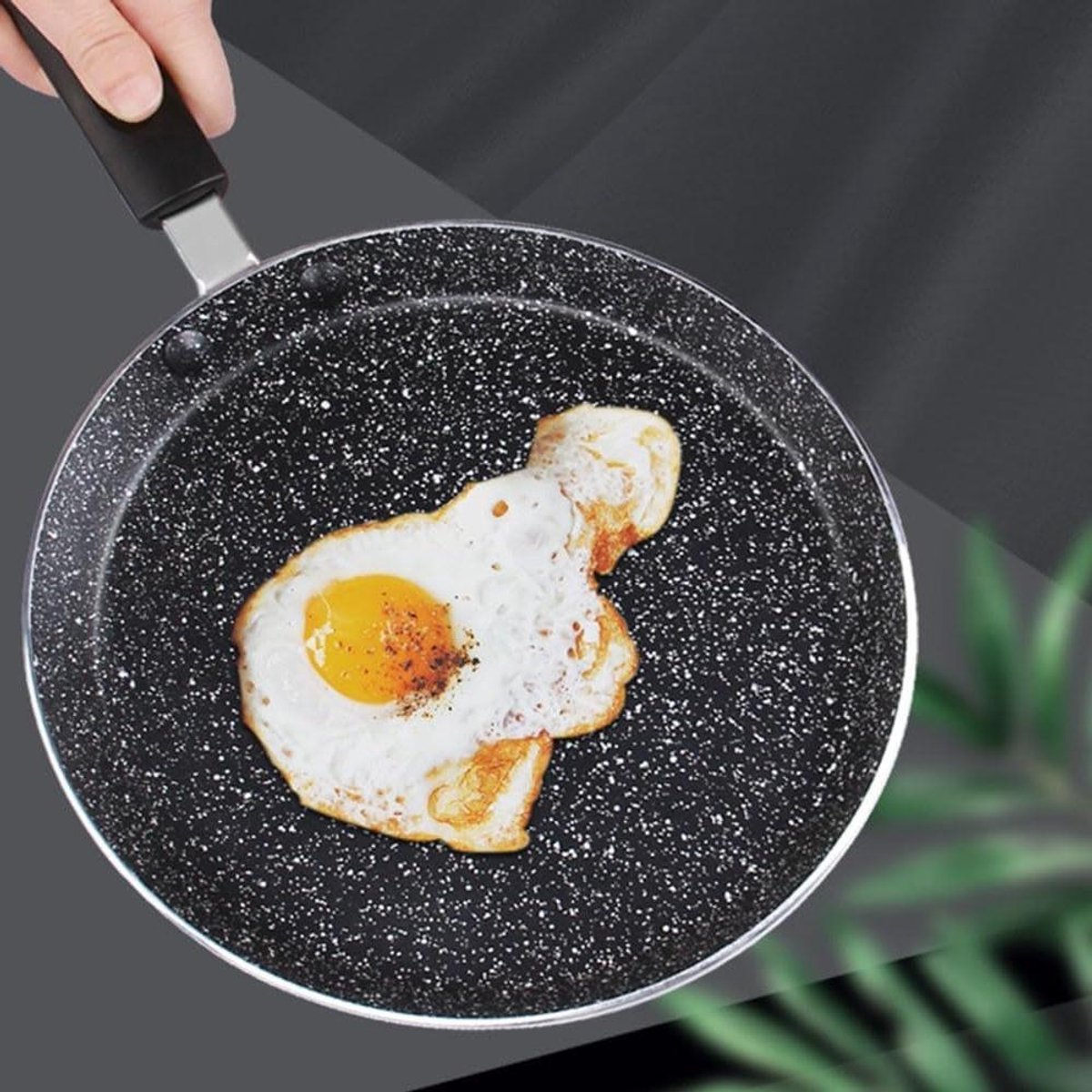 Pannenkoekenpan 18 cm Crêpe pan maker Ontbijt bereiden Gelijkmatige warmteverdeling 18 cm diameter Zwart goud