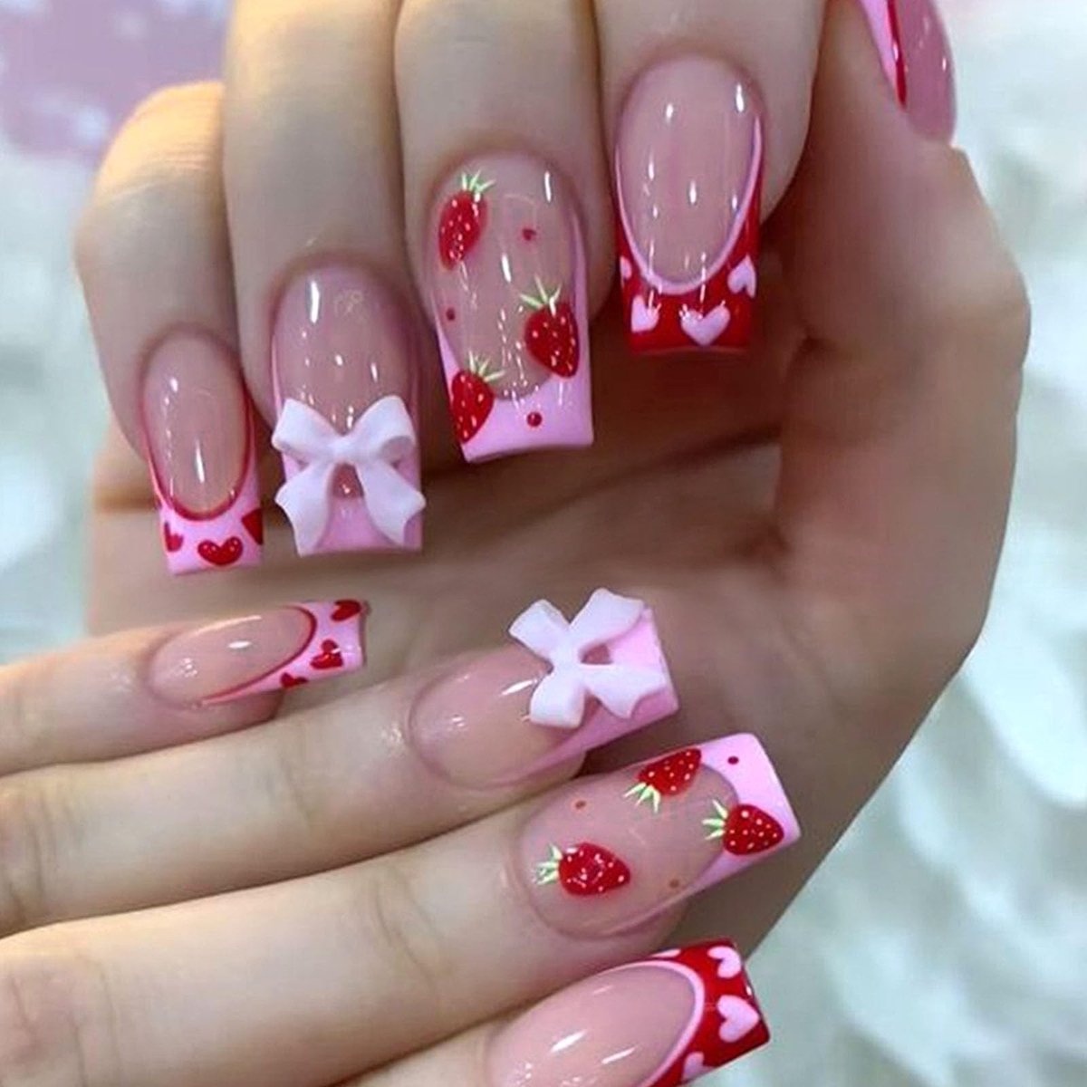 Dailygoods - Set van 24 Aardbei Kunstnagels voor Makkelijke Applicatie