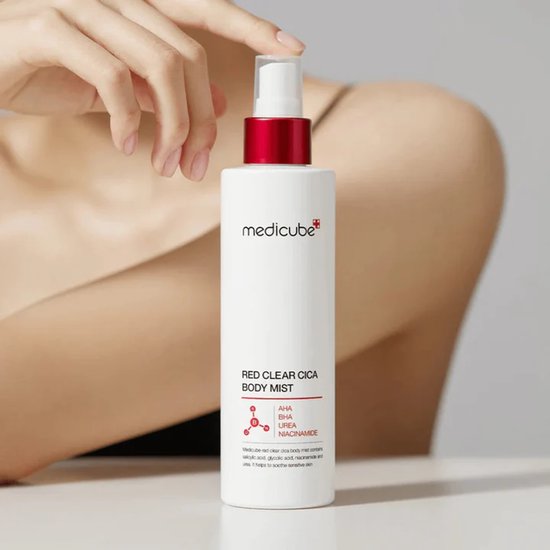 Medicube Red Clear Cica Body Mist – Body Spray tegen Onzuiverheden – AHA BHA – 200 ml