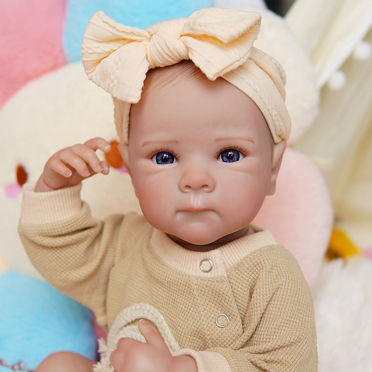 Ryoudavell - 18inch Levensechte Reborn Baby Pop Meisje - Volledig Lichaam Waterdicht ethyleen- Realistische Pasgeboren Speelgoedpop met Kleding - Verpakkingsaccessoires: （kleurrijke geschenkdoos/babyflesje/luiers/speen/geboorteakte）