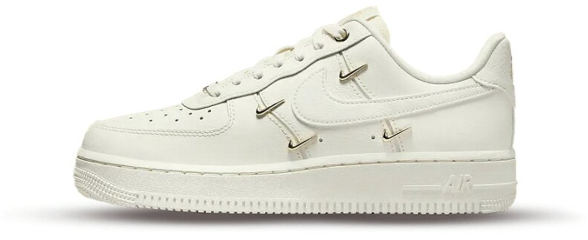 Nike Air Force 1 Low ’07 Lx Women’s Sail Metallic Wit