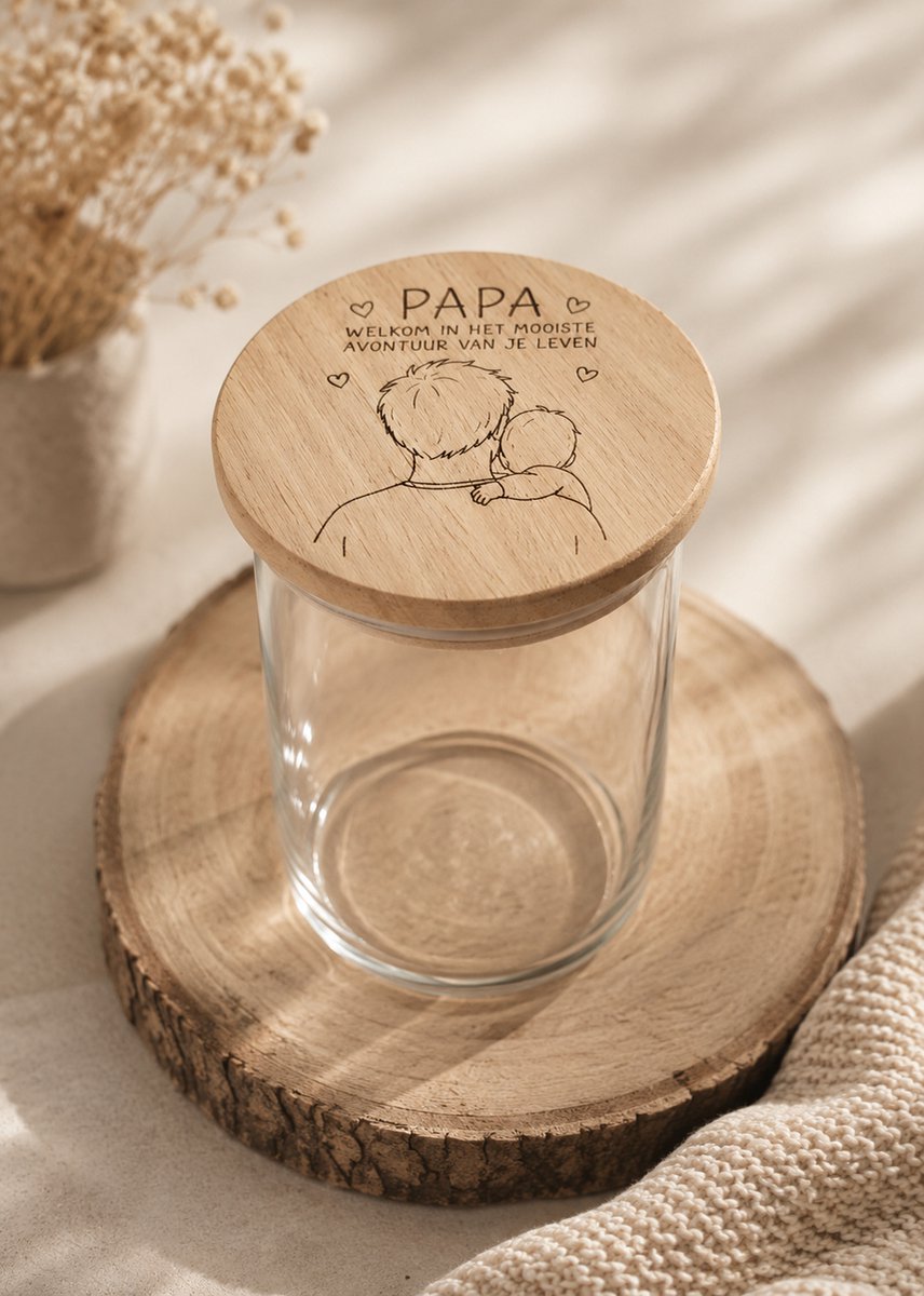 Glazen Bewaarpot met Gegraveerd Bamboe Deksel - Papa Cadeau - 10 Dagen Pakket Zwangerschap - Welkom in het Mooiste Avontuur van je Leven