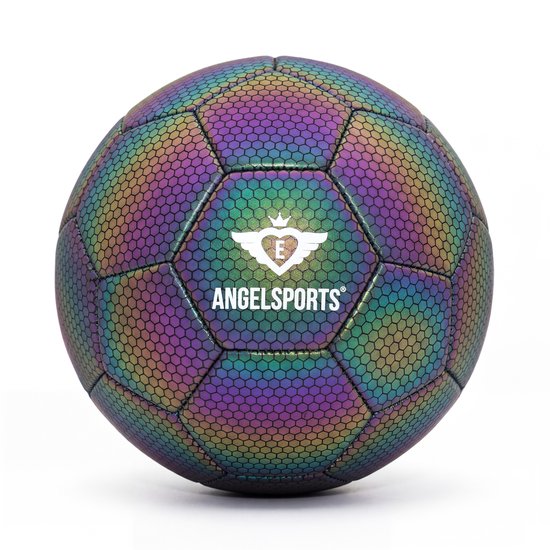 Ballon de football avec motif nid d'abeille arc-en-ciel et logo Angelsports sur fond blanc.