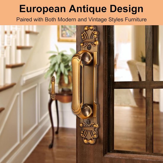 Antieke messing deurklink met Europese stijl, passend bij moderne en vintage meubels.