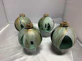 4 boules de Noël vertes peintes à la main