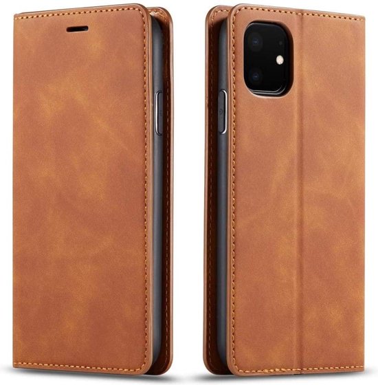 Étuis de téléphone marron côte à côte, l'un ouvert, l'autre fermé.