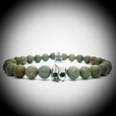 Natuursteen Armband met 925 Sterling Zilver Skull Bedel van 6.1gram Zilver , Handgemaakte Edelsteen Armband met 8mm (Silver Mist Jaspis) kralen .