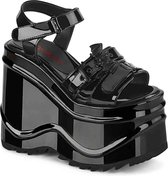 Demonia Sleehakken -40 Shoes- WAVE-13 Vleermuis Zwart