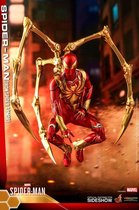 Hot Toys: Spider-Man Videogame - Spider-Man (Iron Spider Armor) 1:6 scale Figure