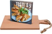 Luxe serveerplank met tosti met een twist boek -Cadeau voor vrouw - Vrouwen cadeautjes - Cadeau voor man - Mannen cadeautjes - Verjaardag - Giftset - Borrelpakket - Borrelplank hout - Eten - 