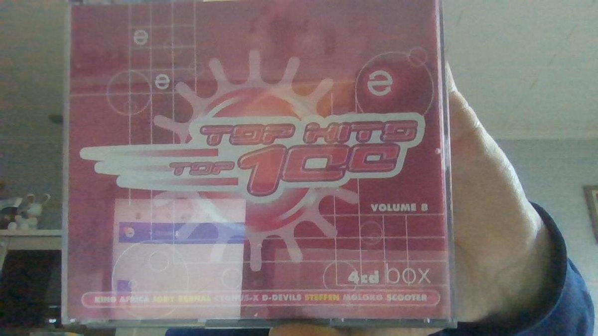 Top Hits 100