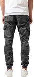 Herencargo broek met donker camouflagepatroon, met zakken op de benen.