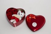 Mezher Giftbox Valentijn special Hart flowerbox met I Love You beertje - Lang houdbaar Giftbox