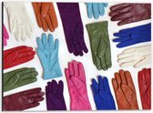 Dibond - Gekleurde Handschoenen - 40x30cm Foto op Aluminium (Wanddecoratie van metaal)