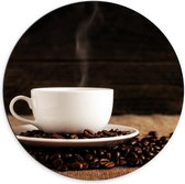 Dibond Wandcirkel - Kopje Koffie met Koffiebonen - 70x70cm Foto op Aluminium Wandcirkel (met ophangsysteem)