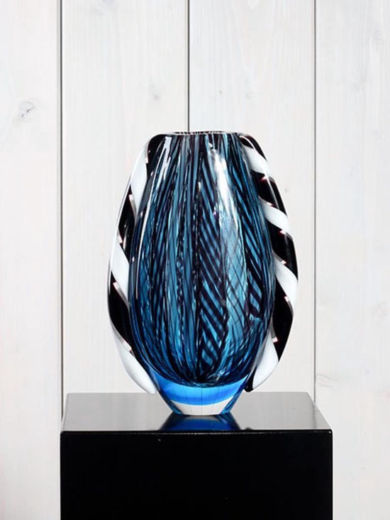 Vaasje blauw/zwart GL10760, glasvaas, vaasglas, glazen vaas, blauwe vaas, moderne vaas