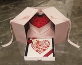 Limited Edition - I Love You - Flowerbox met Zeep Rozen En Text - Giftbox - Valentijn - Moederdag - Roze Box met Rode Rozen