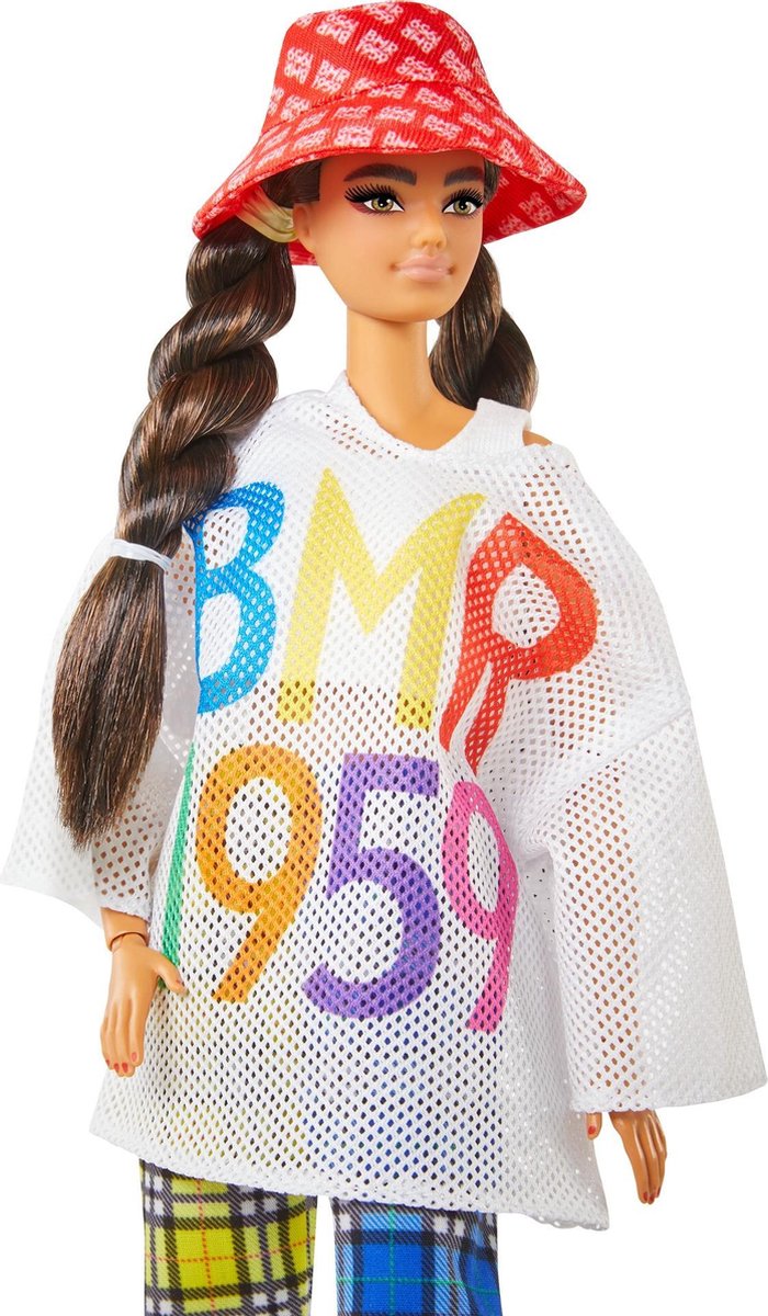 Barbie Specialty BMR1959 - Mesh T-Shirt, Plaid Joggers and Bucket Hat van Merkloos — afbeelding 2