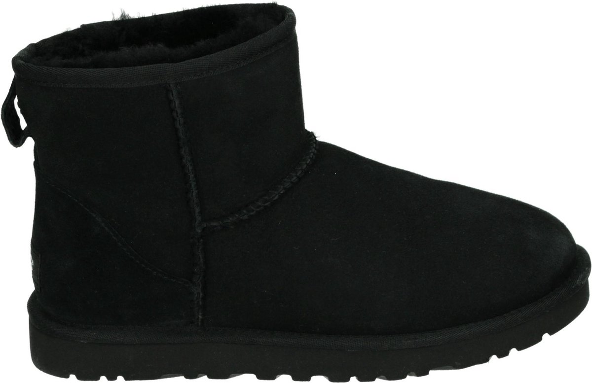 UGG CLASSIC MINI M NEW - Volwassenen Heren laarzen - Kleur: Zwart - Maat:  42 | bol.com