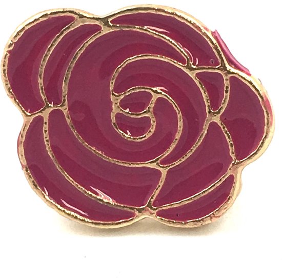 Épingle en émail rose foncé 2,2 x 1,8 cm