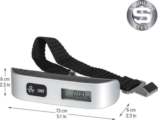 Zilverkleurige digitale bagageweegschaal met zwarte band en metalen haak. LCD-scherm toont 0.00 kg. Afmetingen 13x6x6 cm.