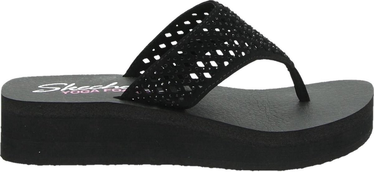 Skechers Slippers zwart - Schoenen.nl