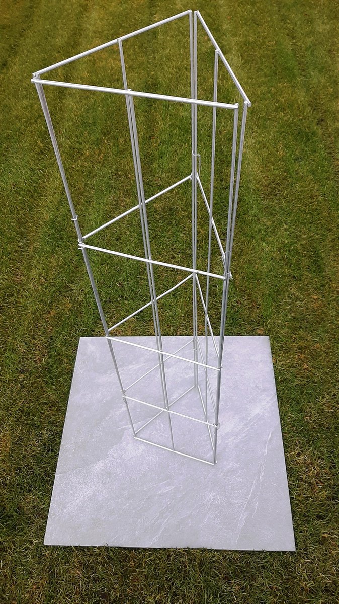 Baron Obelisk Cross Plantenrek Zwart 33x120 Cm Plantensteun Voor Buiten