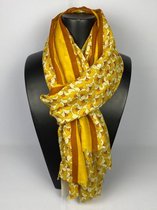 Sjaal met bloemetjes van mooi materiaal