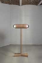 Dasein Products - Meanwhile - dubbele staande lamp - hout - handgemaakt in België - award winning design - sfeerlicht