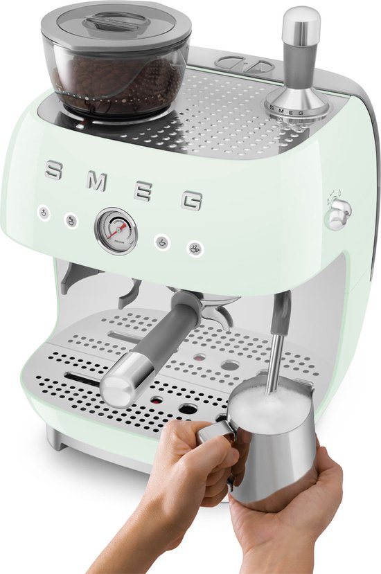 Instelbare functies voor type koffie - Smeg 8017709329860 - SMEG EGF03PGEU - Espressomachine met geïntegreerde bonenmaler - Watergroen