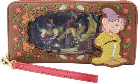Loungefly: Disney Snow White - Lenticular Princess Series Zip Around Wristlet
