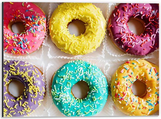 Dibond - Zes Gekleurde Feestdonuts met Discospikkels - 40x30 cm Foto op Aluminium (Wanddecoratie van metaal)