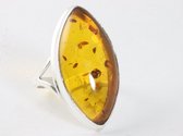 Langwerpige hoogglans zilveren ring met amber - maat 16.5