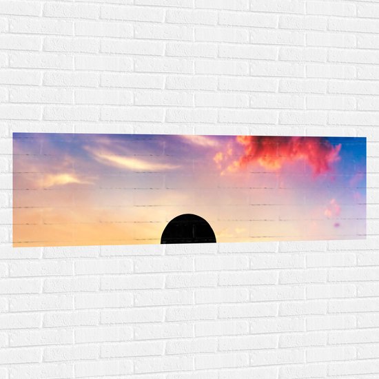 Muursticker - Silhouet van Vliegtuig op Startbaan bij Zonsopkomst - 150x50 cm Foto op Muursticker