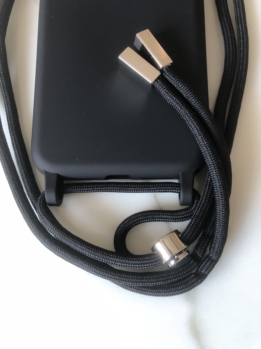 Hoogwaardige Siliconen Backcover met Koord - Geschikt voor iPhone 6/7/8/ iPhone SE (2020 / 2022) - Zwart (Geen Plus Versie)
