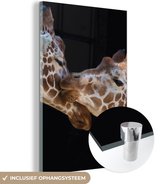 Glasschilderij - Giraffe - Dieren - Zwart - Portret - Glazen plaat - Schilderij glas - Wanddecoratie - 100x150 cm - Foto op glas