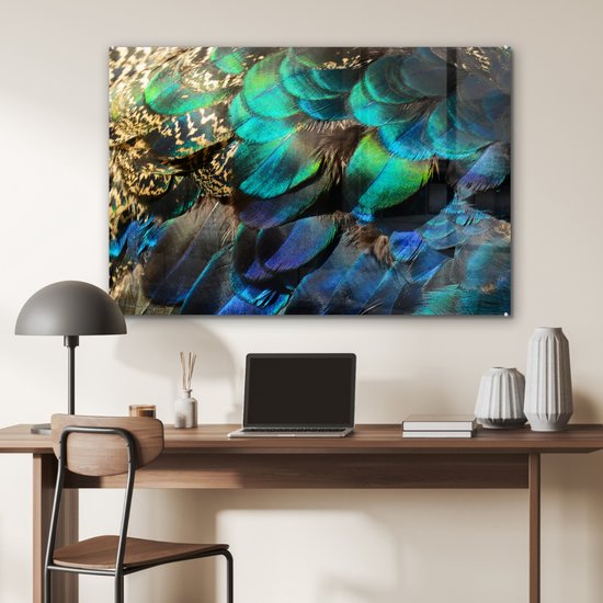 Glasschilderij - Foto op glas - Schilderij glas - Slaapkamer - Woondecoratie - Veren - Pauwveren - Pauw - Blauw - Kunst - Muurdecoratie - Woonkamer decoratie - 120x80 cm - Glasplaat