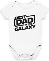 Vaderdag Cadeau - Romper Best Dad In The Galaxy - Maat 68 - Kleur Wit - 100% Katoen