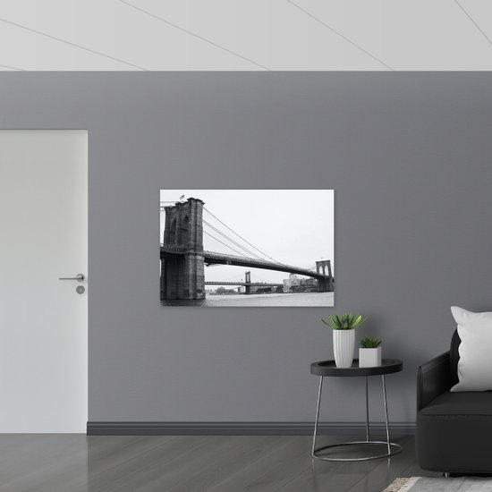 Hout - Grote Brug over het Water (Zwart-wit) - 120x80 cm - 9 mm dik - Foto op Hout (Met Ophangsysteem)