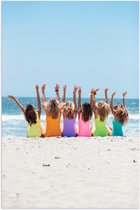 Poster Glanzend – Strand - Zee - Water - Zand - Personen - Kleuren - Badpak - 60x90 cm Foto op Posterpapier met Glanzende Afwerking