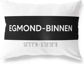 Tuinkussen EGMOND-BINNEN - NOORD-HOLLAND met coördinaten - Buitenkussen - Bootkussen - Weerbestendig - Jouw Plaats - Studio216 - Modern - Zwart-Wit - 50x30cm