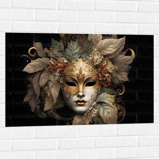 Muursticker - Venetiaanse carnavals Masker met Gouden en Beige Details tegen Zwarte Achtergrond - 90x60 cm Foto op Muursticker