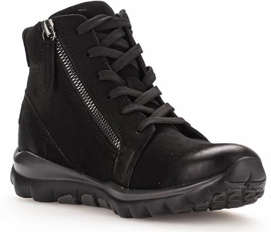 Zwarte Gabor Rollingsoft hoge veterschoen met rits aan de zijkant.