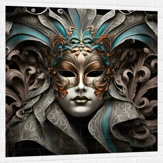 Muursticker - Wit Venetiaanse carnavals Masker met Blauwe en Gouden Details tegen Zwarte Achtergrond - 100x100 cm Foto op Muursticker