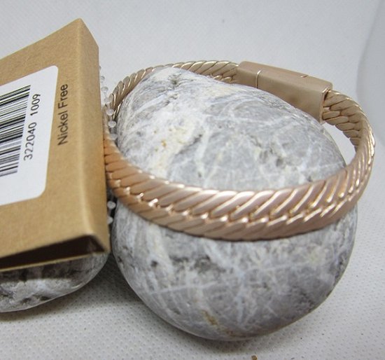 Armband - edelstaal - Ibiza - Boho - roze goud - magneet sluiting - lengte 20 cm