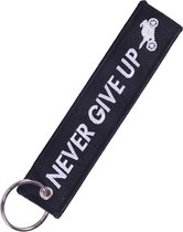Never Give Up - Sleutelhanger - Motor - Scooter - Auto - Universeel - Accessoires